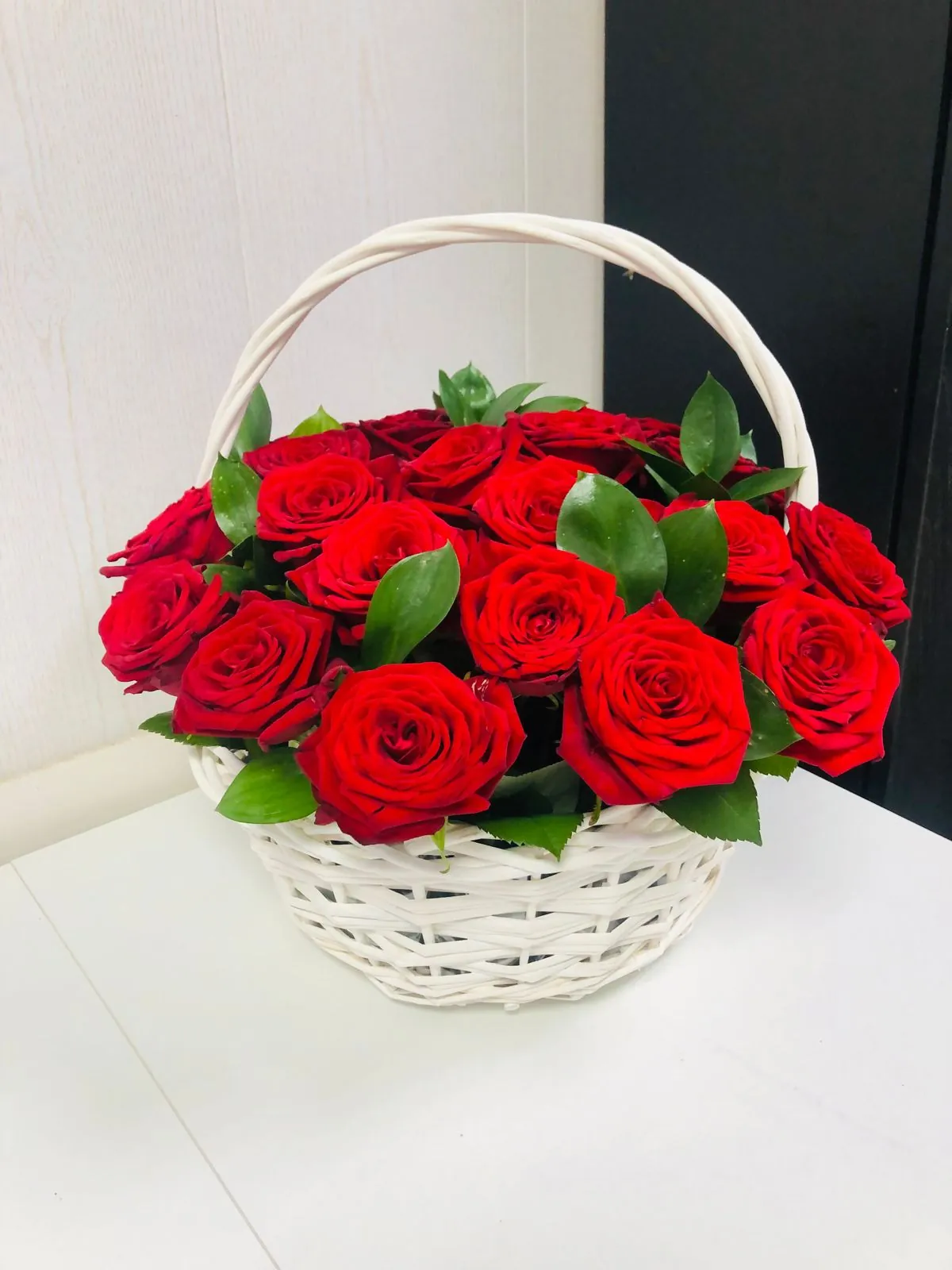 Корзина из живых цветов 1